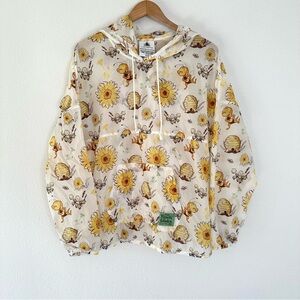 Disney Flower & Garden 2022 Hoodie Bee M